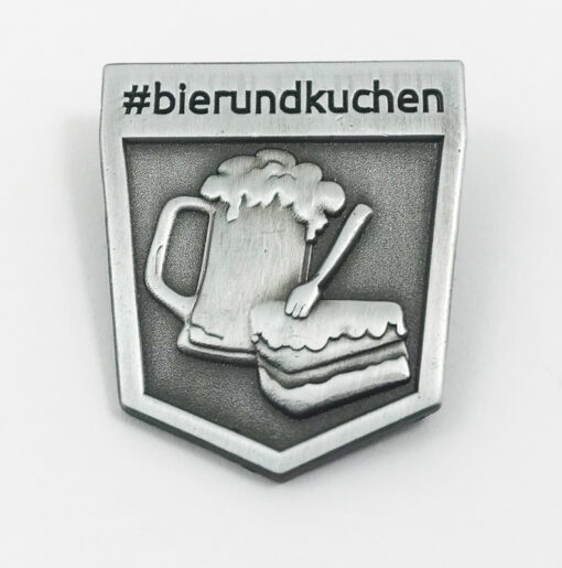 Bier und Kuchen Pin